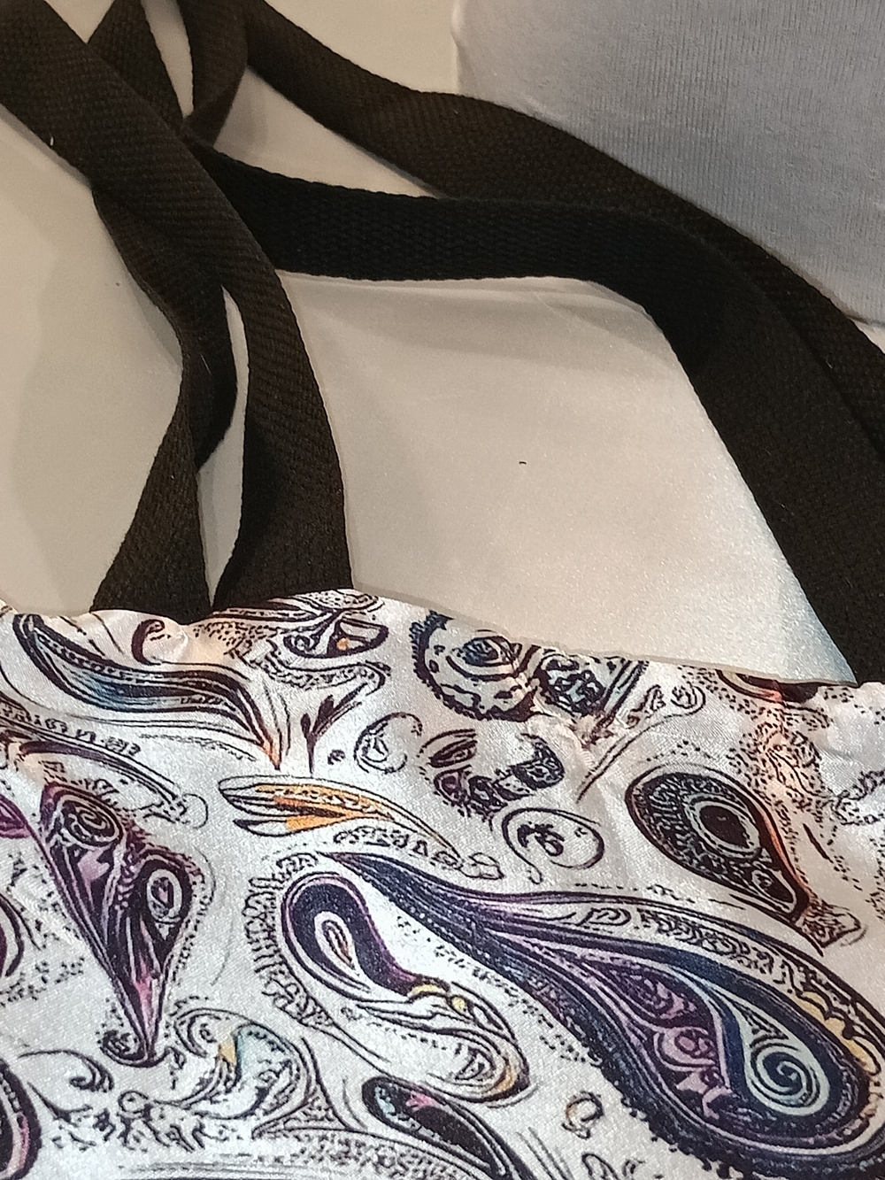 Paisley Print Women's Tote Bag in Black and White
